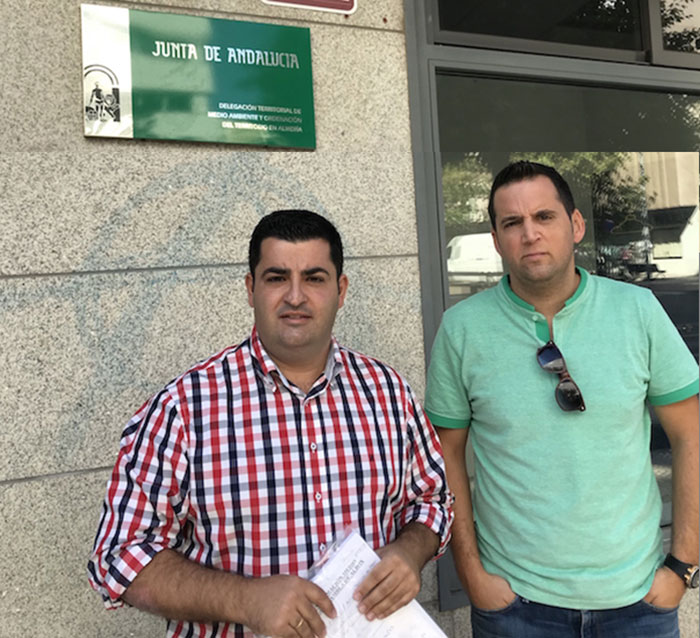 El candidato a la alcaldía del PP albojense se reúne con la Delegada de Fomento