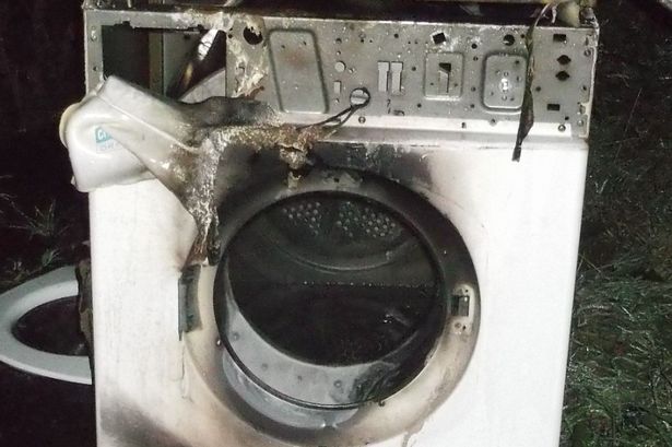 Electrodomésticos provocan dos incendios en menos de 24 horas en el municipio de Albox