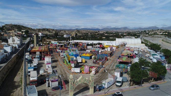 Una ‘nueva’ Feria de Todos los Santos arranca por todo lo alto