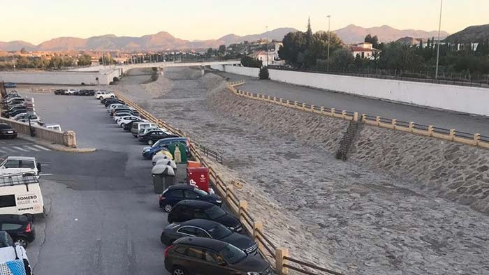 Cuenta atrás para levantar el hormigón de la rambla de Albox